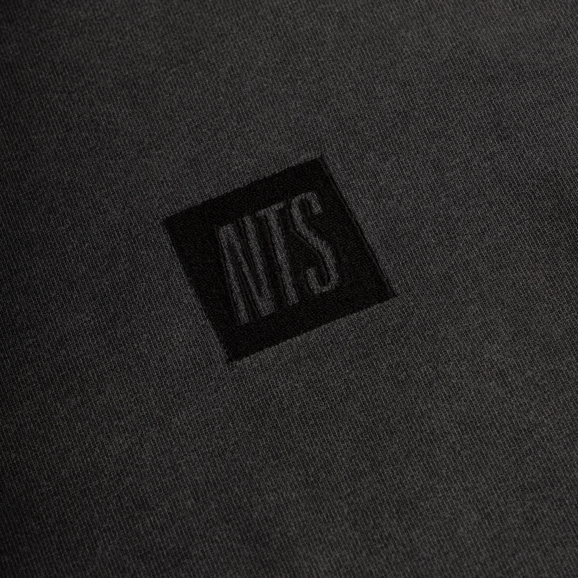 Icon Longsleeve - Black On Vintage Black - Image 2