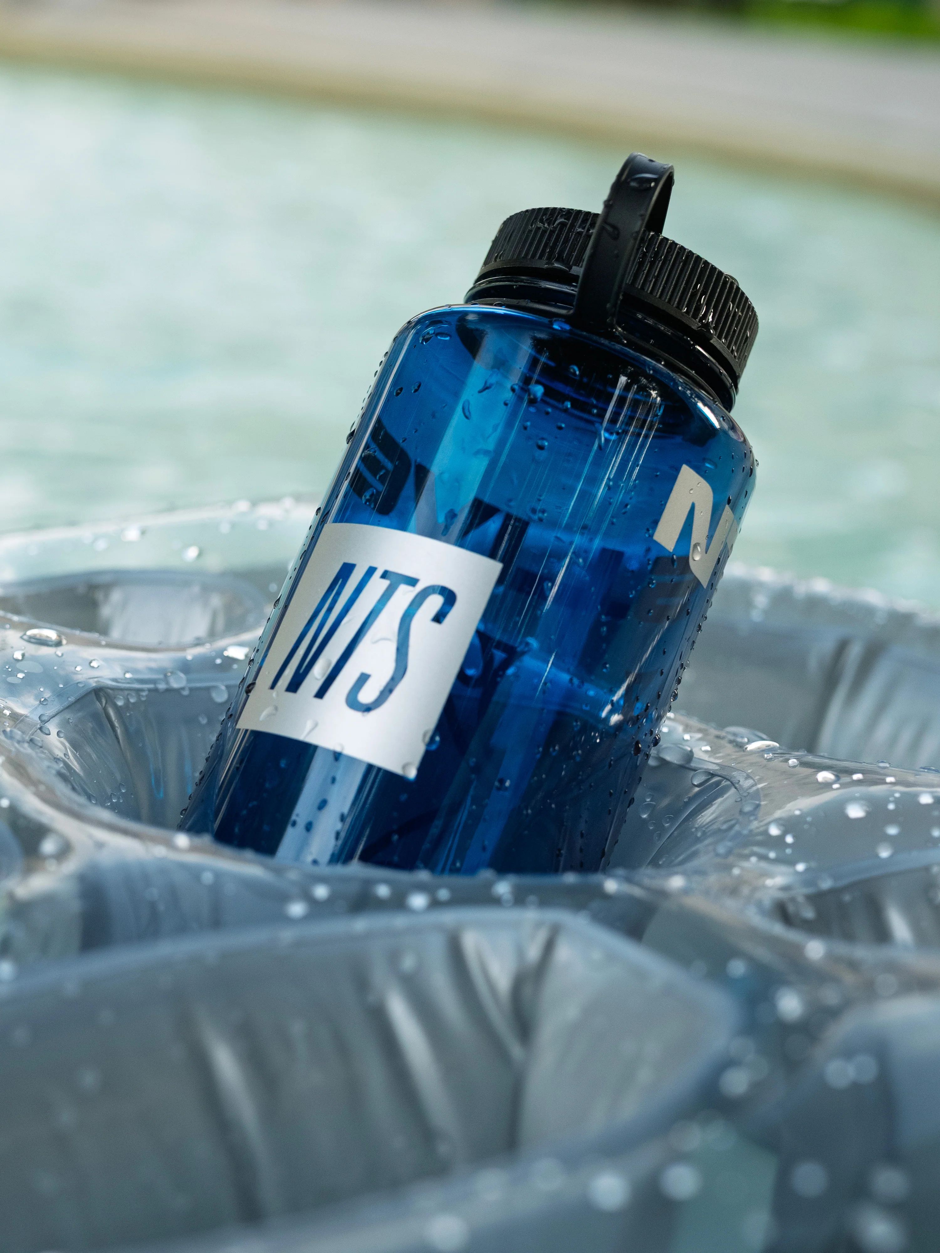 X Water bottle - Image 3